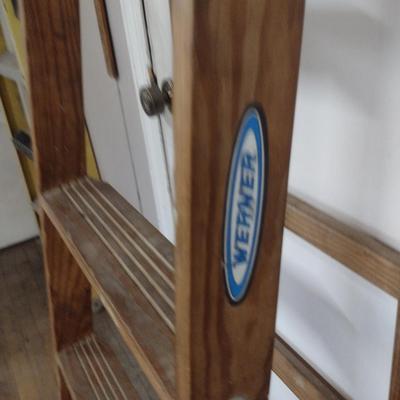 Werner Wooden Ladder- 6 Feet- 200 Lb Duty Rating