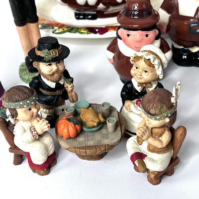 Ceramic Thanksgiving Table Lot - Includes Tote!