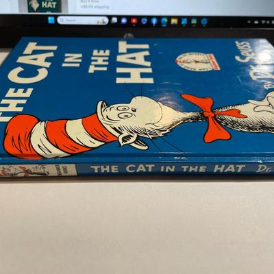 Vintage Dr Seuss "The Cat in the Hat" Beginners Book in Good Preowned Condition as Pictured.