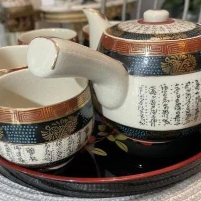 Vintage Japanese 1 & 5 Poem Tea Set in VG Preowned Condition.