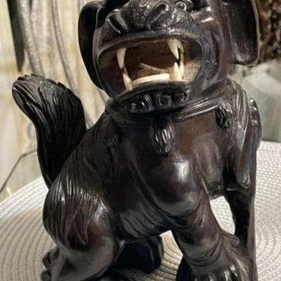 VINTAGE Asian c1900 Hand Carved Hard Wooden Foo Dog Lion Figure 8.25" Tall & 5.5" Wide in Good Preowned Condition as Pictured.