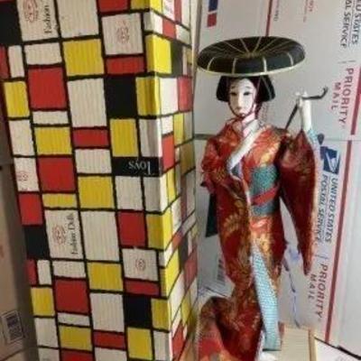 Vintage Scarce Yoshitoku Japanese Doll 18