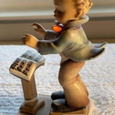 HUMMEL Figurine #129 TMK-3 BAND LEADER 5.25" Tall in Good Preowned Condition as Pictured.