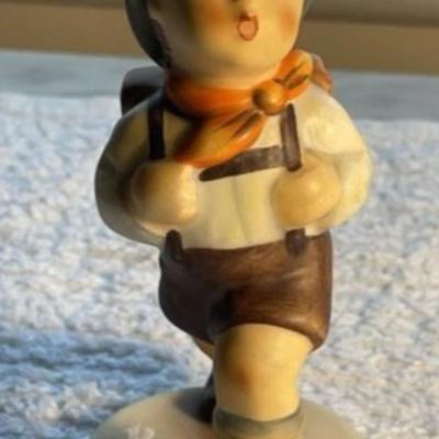 HUMMEL Figurine #82/2/0 TMK-2 SCHOOL BOY 4