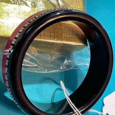 Vintage Lucite/Composite CZ Bangle Bracelet 7/8" Wide in like New Preowned Condition as Pictured.