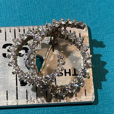 Vintage Sterling Silver CZ Fashion Pin/Brooch in VG Preowned Condition.