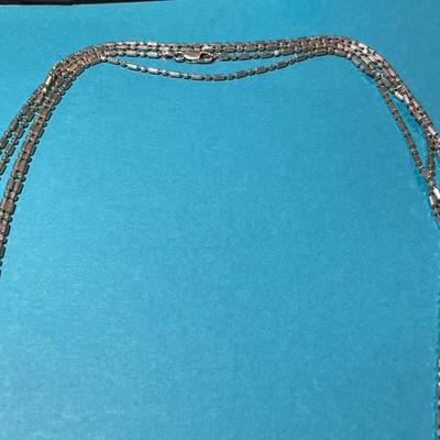 Vintage Super Long 100 Inch Sterling Silver MILOR Sparkly Ball & Rice Chain Necklace in Good Preowned Condition.