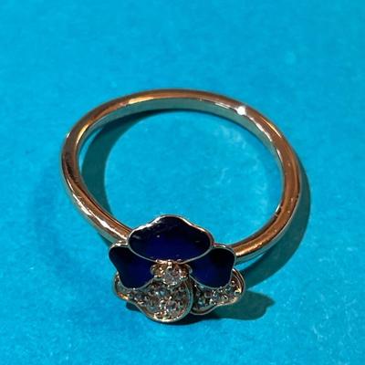 Pandora "Ale Met" Dainty Designer Cocktail Ring Size 6-1/4 in VG Preowned Condition.