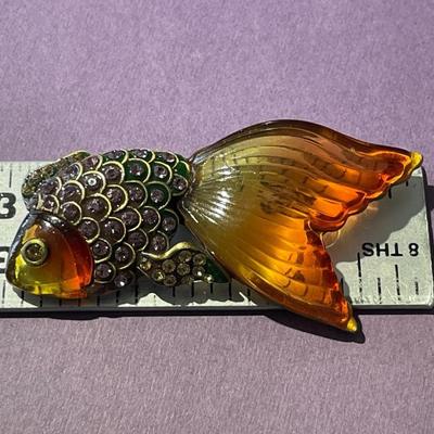 Vintage Unsigned Red Lucite and Pink Rhinestone Goldfish Koi Brooch/Pin in VG Preowned Condition.