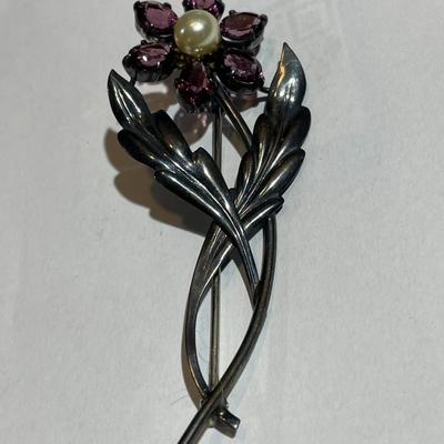 Vintage Symmetalic Sterling & 14k Amethyst Flower Brooch/Pin in VG Preowned Condition.