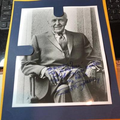 Vintage RALPH BELLAMY Hand Signed 8x10 Photograph in VG Condition.