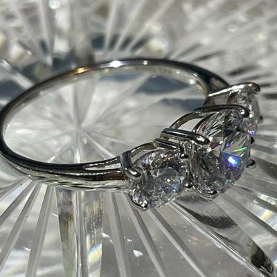 Vintage Estate Sterling Silver .925 3-Stone CZ Ring Size 8.75 in Very Good Preowned Condition as Pictured.