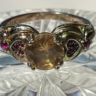 Vintage Estate .925 Sterling Silver Colored Stone CZ Ring Size 8 in Good Preowned Condition.
