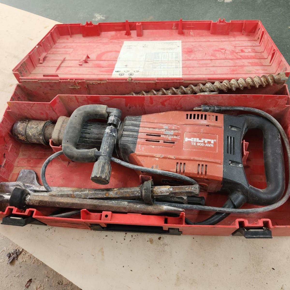HILTI TE 905 AVR ELECTRIC CONCRETE BREAKER JACK HAMMER