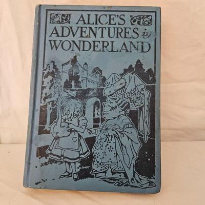 Early Printings of Classic Children & Young Adult Novels (LR-DW)
