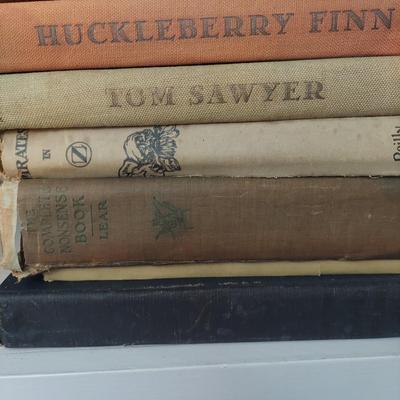 Early Printings of Classic Children & Young Adult Novels (LR-DW)