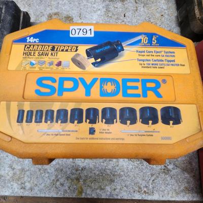 Spyder Carbide Tipped Hole Saw kit not complete missing 2