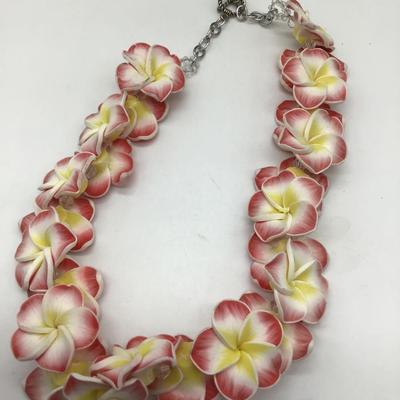 Red flowers fashion Necklace