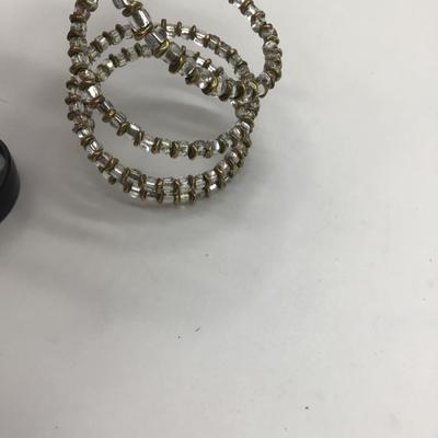 Adjustable clear beaded bracelet