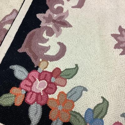 112 Hooked Floral Rug (A)