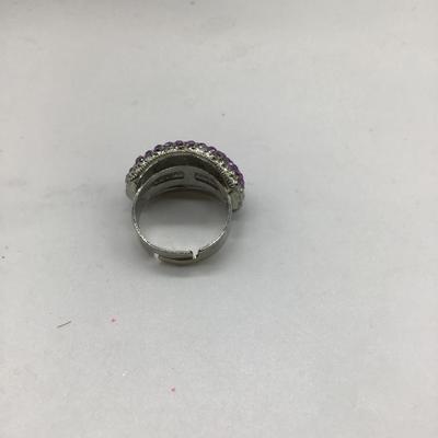 Adjustable purple costume ring