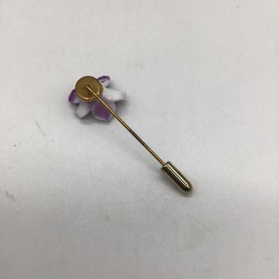 Purple flower vintage pin