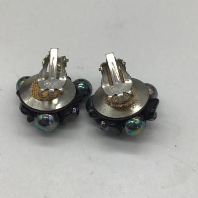 Japan vintage black clip on earrings