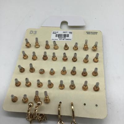 Aeropostale earrings set