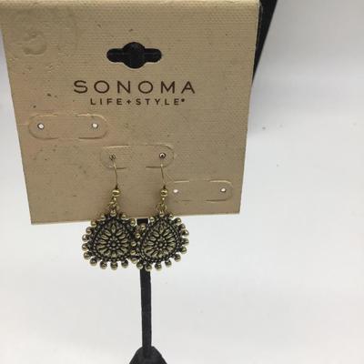 Sonoma fashion earrings