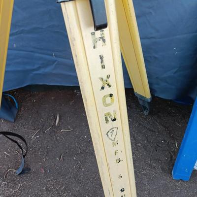 Fiberglass Hixon MFG & Supply Co. Fiberglass transit tripod