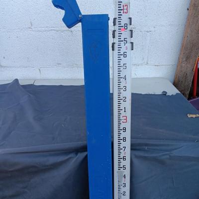 16- foot telescoping survey / leveling rod staff with case