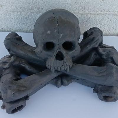 Stanbroil Imitated Human Skull and Bones Gas Log for Indoor or Outdoor Fireplaces, Fire Pits, Halloween Decor