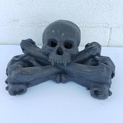 Stanbroil Imitated Human Skull and Bones Gas Log for Indoor or Outdoor Fireplaces, Fire Pits, Halloween Decor