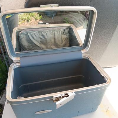 Vintage hard sided luggage - Forecast hygiene case and Samsonite Silhouette Suitcase
