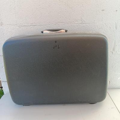 Vintage hard sided luggage - Forecast hygiene case and Samsonite Silhouette Suitcase