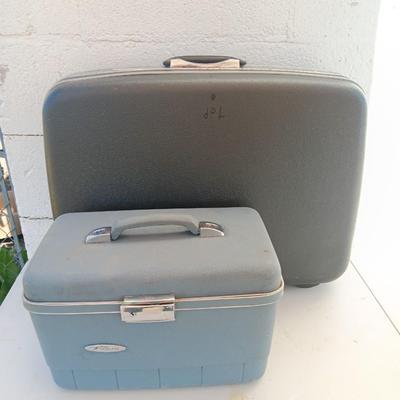 Vintage hard sided luggage - Forecast hygiene case and Samsonite Silhouette Suitcase