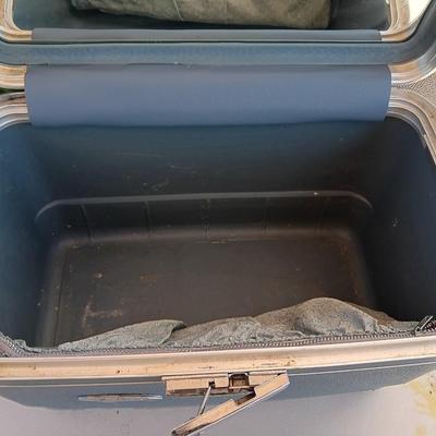 Vintage hard sided luggage - Forecast hygiene case and Samsonite Silhouette Suitcase