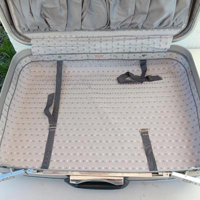 Vintage hard sided luggage - Forecast hygiene case and Samsonite Silhouette Suitcase