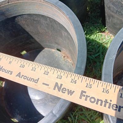 6 Gardening flowerpots - heavy duty black Garden tubs Great for tomato's!