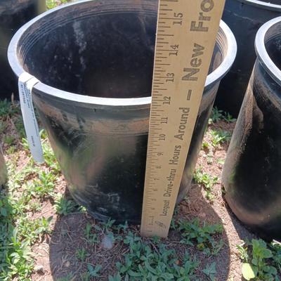 Eight Gardening flowerpots - heavy duty black Garden tubs Great for vegetable plants!