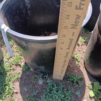 Eight Gardening flowerpots - heavy duty black Garden tubs Great for vegetable plants!