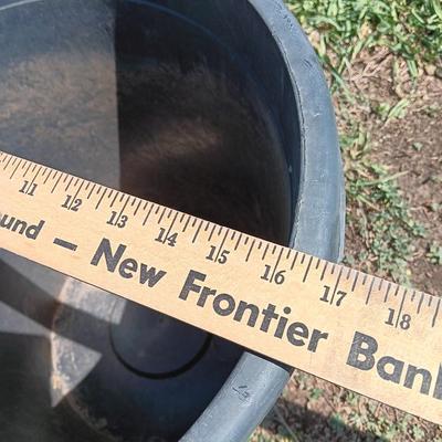 Three Large sized flowerpots - heavy duty black Garden tubs Great for vegetable plants!