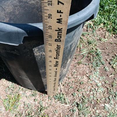 Three Large sized flowerpots - heavy duty black Garden tubs Great for vegetable plants!