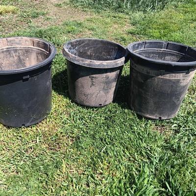 Three Large sized flowerpots - heavy duty black Garden tubs Great for vegetable plants!