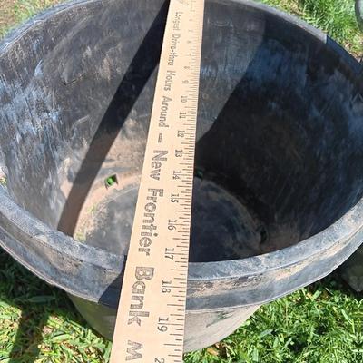 Three Large sized flowerpots - heavy duty black Garden tubs Great for vegetable plants!