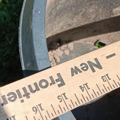 Three large flowerpots - heavy duty black Garden tubs Great for vegetable plants!