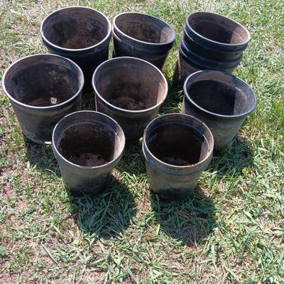 Approx 15 1. GALLON flowerpots - heavy duty black Garden tubs Great for vegetable plants!