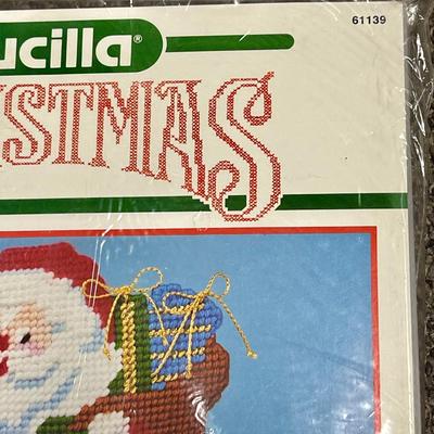 Bucilla Christmas Cross-stitch Project NIP new in package