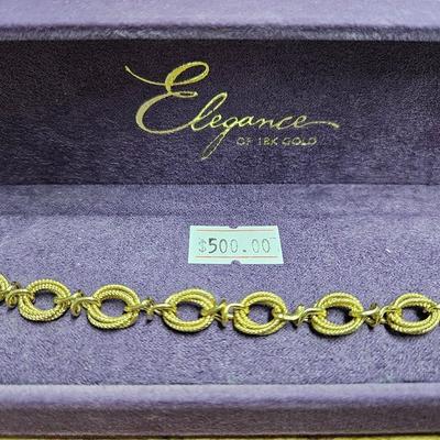 Elegance of 18kt gold bracelet