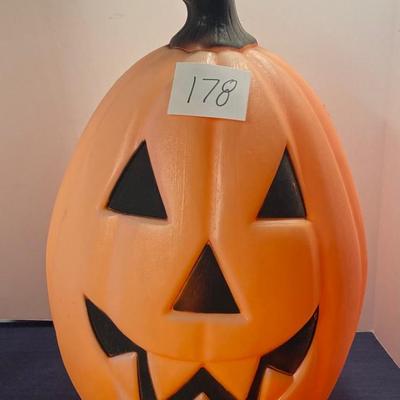 Large Yard Pumpkin